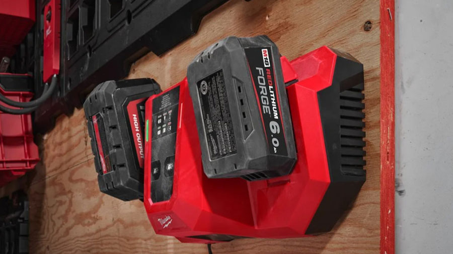 super chargeur double M18 DBSC Milwaukee super chargeur double M18 DBSC Milwaukee